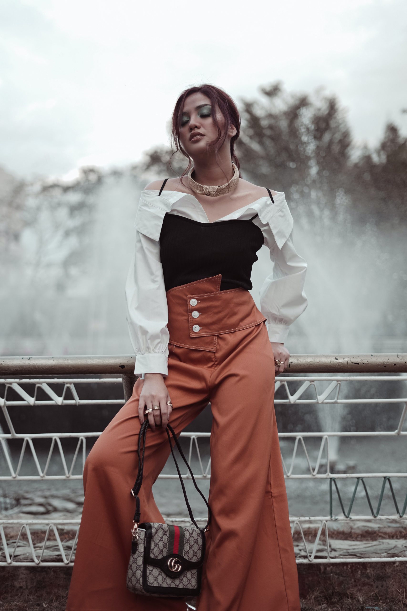 Hoe kun je het beste een flared pants combineren? - FashionUpdates
